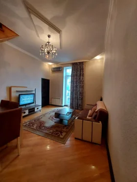 Kirayə 3 otaq mənzil 90m² , Bakı , Səbail 