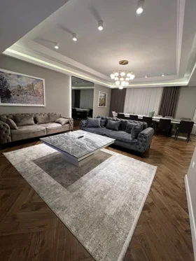 Kirayə 4 otaq mənzil 225m² , Bakı , Yasamal 