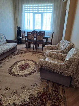 Kirayə 2 otaq mənzil 65m² , Bakı  