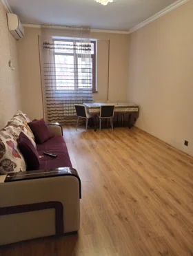 Kirayə 2 otaq mənzil 70m² , Bakı , Xətai 