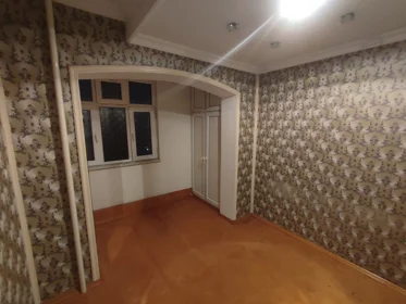 Kirayə 2 otaq mənzil 40m² , Bakı , Suraxanı , Qaraçuxur