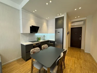 Kirayə 2 otaq mənzil 70m² , Bakı , Xətai , Ağ şəhər