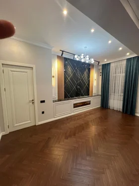 Kirayə 3 otaq mənzil 95m² , Bakı , Nərimanov 