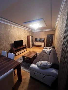 Kirayə 3 otaq mənzil 85m² , Bakı , Nəsimi 