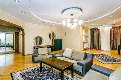 Kirayə 4 otaq mənzil 200m² , Bakı , Nəsimi 