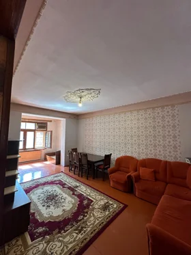 Kirayə 3 otaq mənzil 75m² , Bakı , Nərimanov 