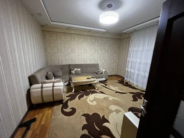 Kirayə 2 otaq mənzil 65m² , Bakı , Nizami 