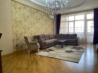 Kirayə 3 otaq mənzil 140m² , Bakı , Nərimanov 