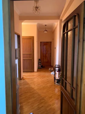 Kirayə 2 otaq mənzil 75m² , Bakı , Yasamal 