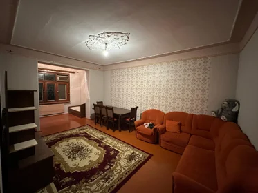 Kirayə 3 otaq mənzil 90m² , Bakı , Nərimanov 