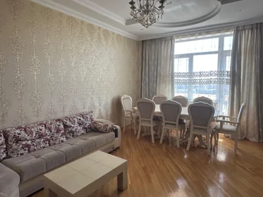 Kirayə 3 otaq mənzil 120m² , Bakı , Nərimanov 