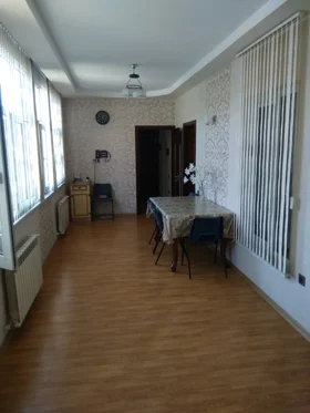 Kirayə 3 otaq mənzil 70m² , Bakı , Nəsimi 