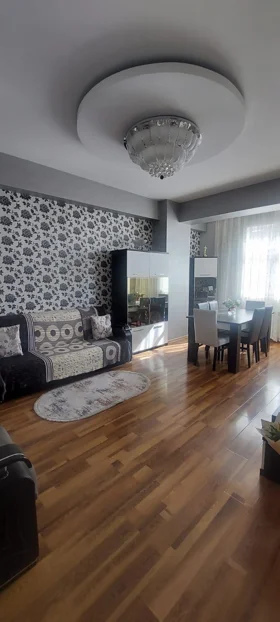 Kirayə 3 otaq mənzil 100m² , Bakı , Yasamal 