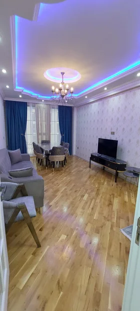 Kirayə 2 otaq mənzil 67m² , Bakı , Nizami 