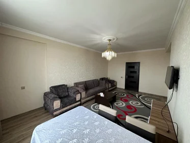 Kirayə 2 otaq mənzil 80m² , Bakı , Xətai 