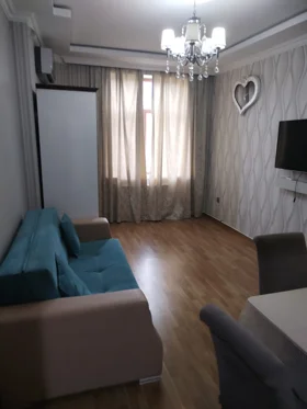 Kirayə 2 otaq mənzil 60m² , Bakı  