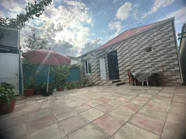 Kirayə 4 otaq bağ evi 80m² , Bakı , Suraxanı , Qaraçuxur