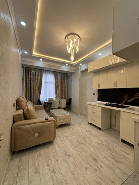 Kirayə 3 otaq mənzil 73m² , Bakı , Nəsimi 