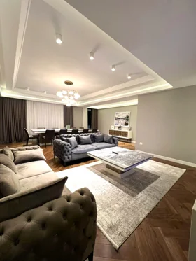 Kirayə 4 otaq mənzil 225m² , Bakı , Yasamal 