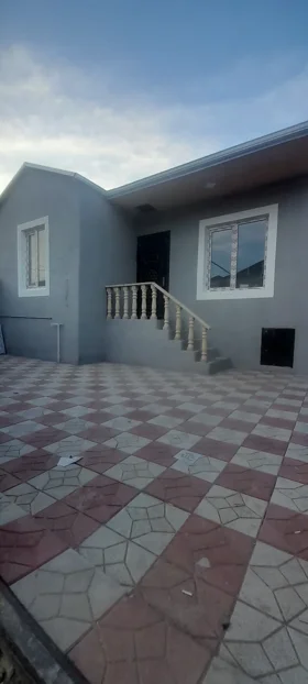 Kirayə 3 otaq bağ evi 80m² , Sumqayıt  