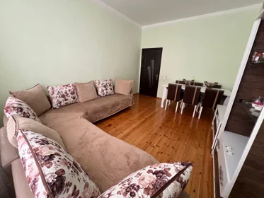 Kirayə 2 otaq mənzil 85m² , Bakı , Xətai 