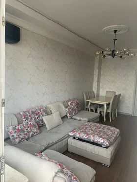 Kirayə 3 otaq mənzil 95m² , Bakı , Səbail , Badamdar